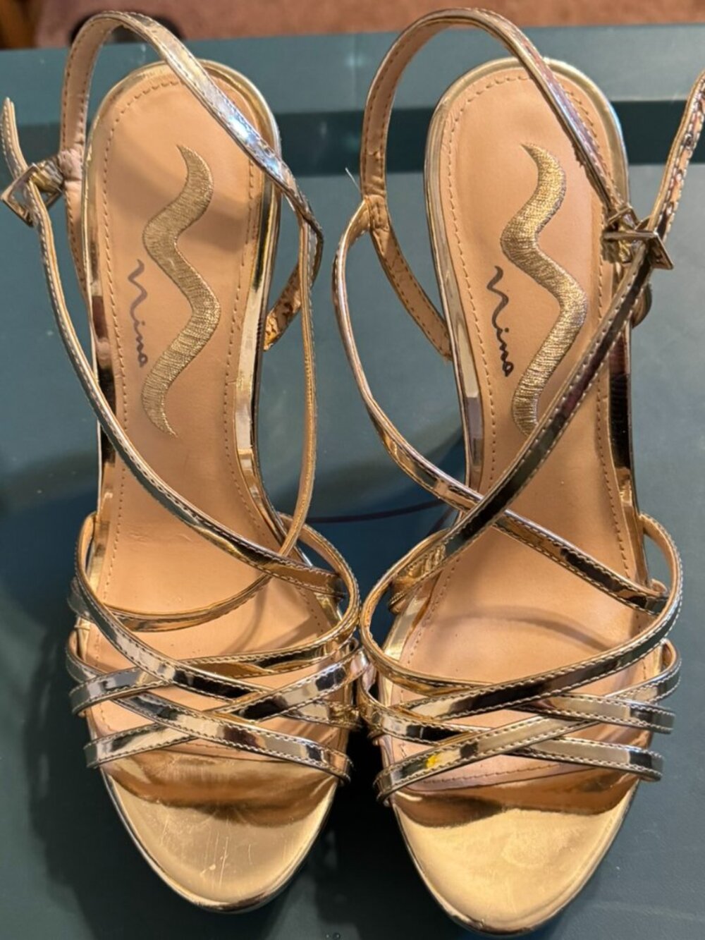 Nina Gold Patent Leather Strappy Platform Sandals. Size 8.  EU 38